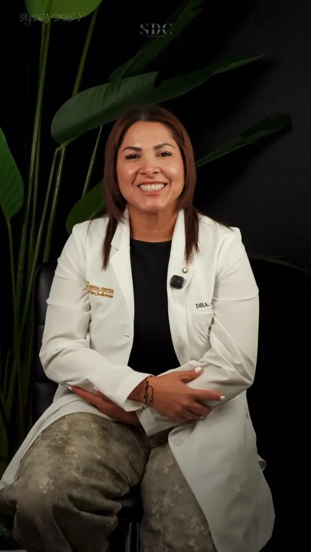 Dra. Linda Paola Ortiz — cosmetic dentist and clinical director, Smile Dental Center